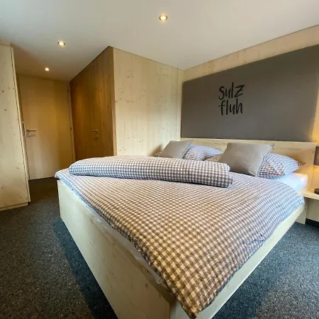 Mini-hôtel Sulzfluh 3*