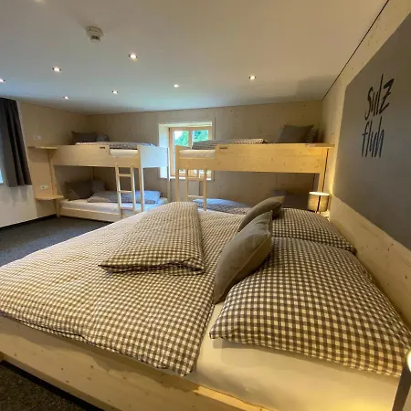 Mini-hôtel Sulzfluh 3*
